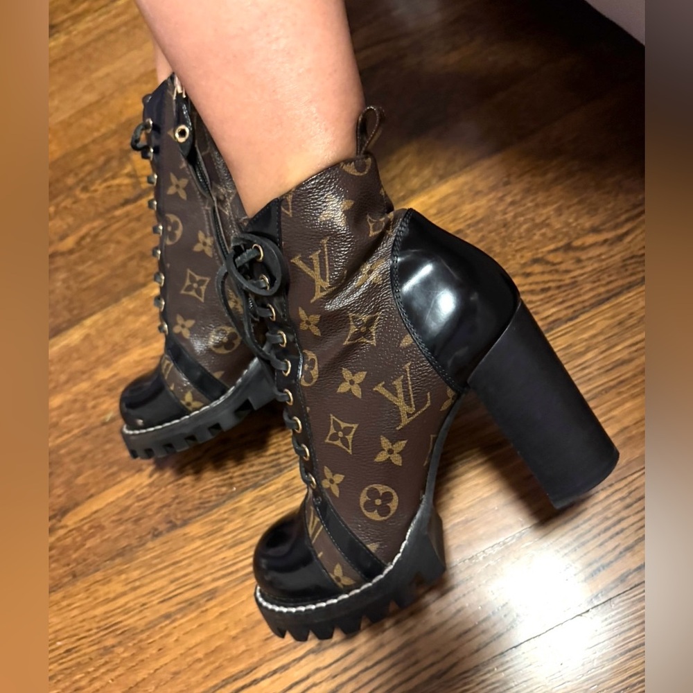 Louis Vuitton Star Trail Brown Ankle Boots lace up - Picture 11 of 15